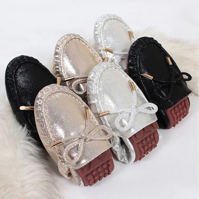 Goldene Slippers Damen | Bequeme Flats, Ballerinas mit Schleife & Glanz