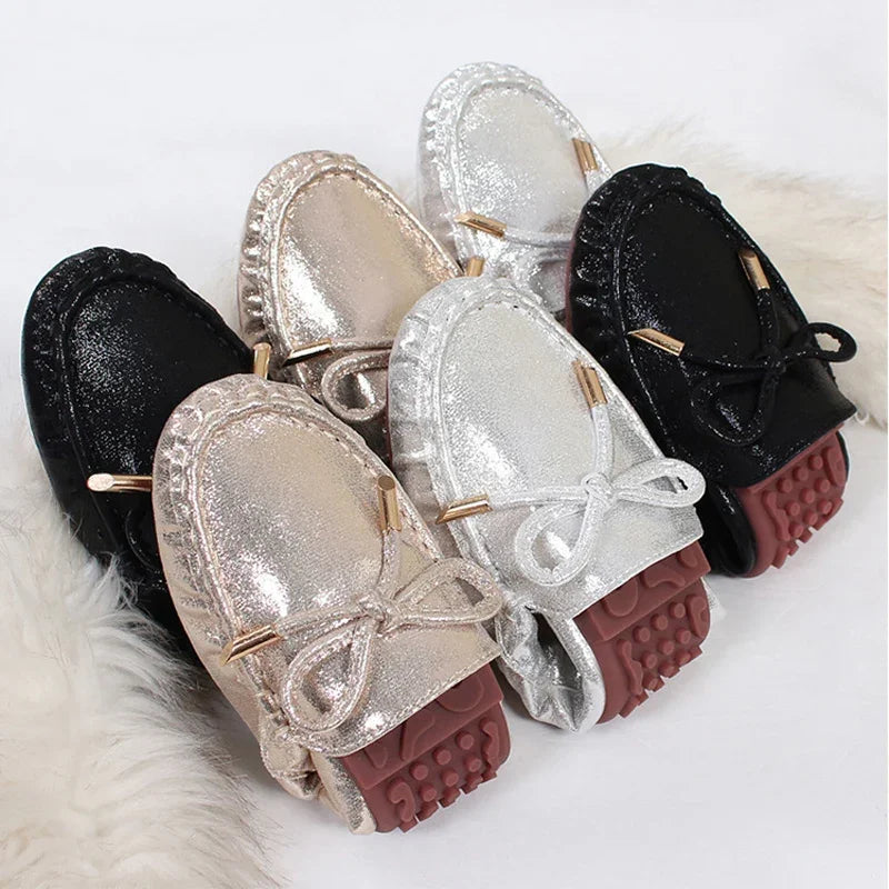 Goldene Slippers Damen | Bequeme Flats, Ballerinas mit Schleife & Glanz